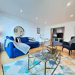 River View London Eye Vauxhall 2 Bedroom Apartment