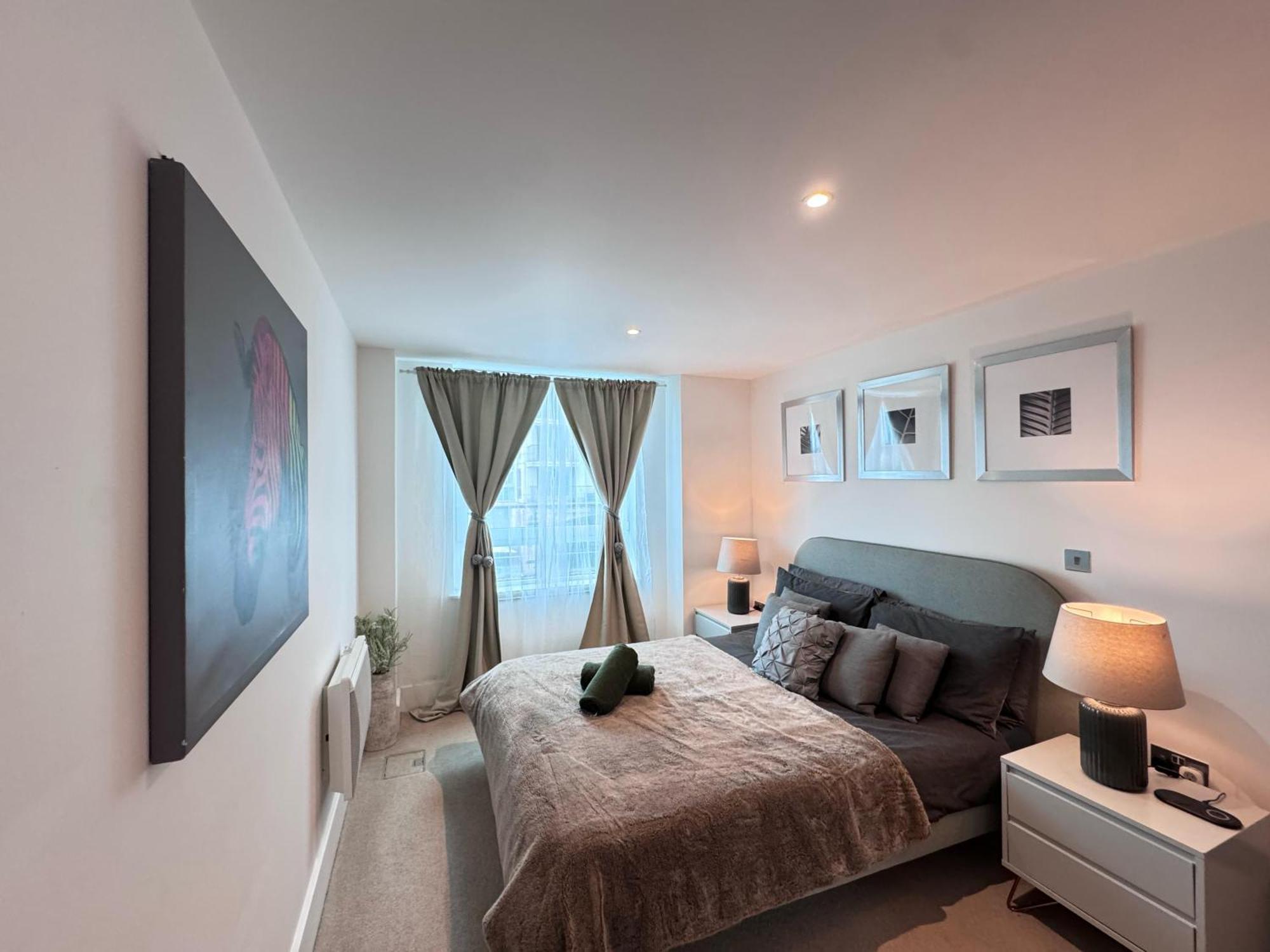 Appartamento River View Eye Vauxhall 2 Bedroom *